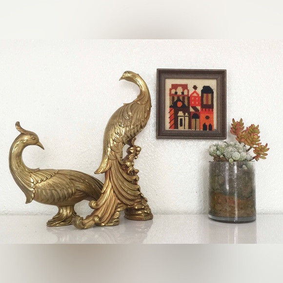 SOLD - Retro City Block Cross Stitch Needlepoint • Small Vintage Crochet Wall - Picture 4 of 4